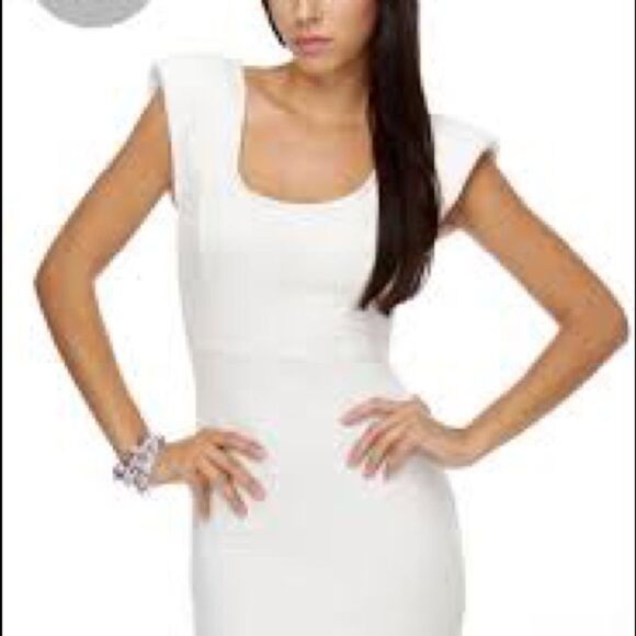 White Guess Bodycon Dress - Picture 1 of 3